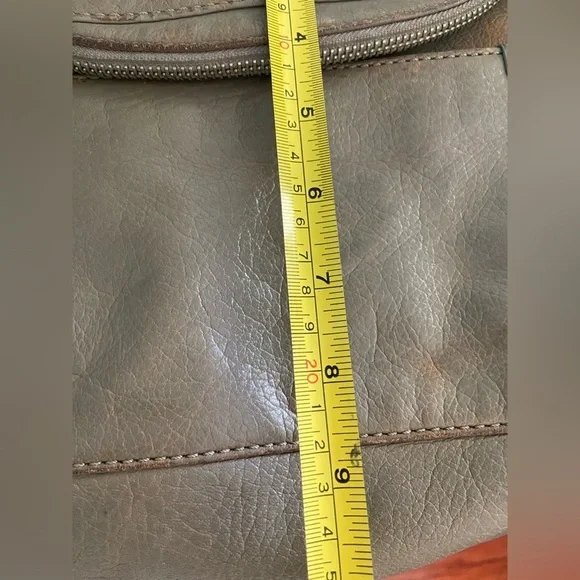 MARC JACOBS Olive Tan DISTRESSED Preppy Leather Flap SHOULDER BAG CROSS BODY - Picture 14 of 16